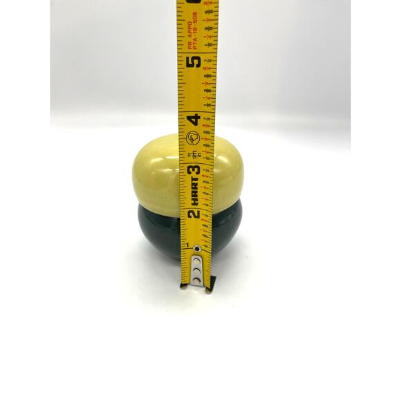 Vintage Russel Wright Iroquois China Yellow & Green Salt & Pepper Shakers - Picture 5 of 5